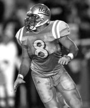1987 fi rst-team All-American Second-round pick in 1988 by Dallas; played 13 years with Dallas and