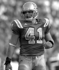 CARNELL LAKE 1988 fi rst-team All-American Second-round pick in 1989 by Steelers, played 12 years in