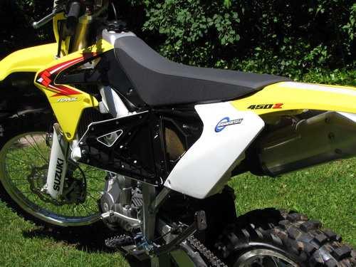 Over the years, like every other Japanese off-road bike, the RM evolved while the RMX stagnated and became watered down.