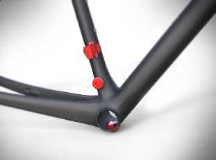 3 TAPERED HEADTUBE The new Addict CX features 1 1/8 to 1 1/2 integrated bearings and a tapered headtube.