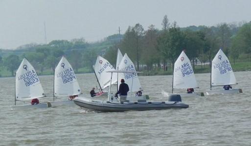 Is My Child Ready for Green Fleet? Green Fleet Regattas are where it all starts for the new racer. These regattas are just for the beginners.