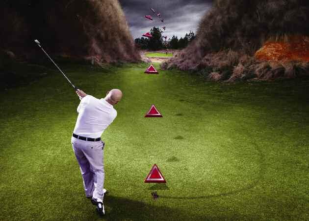 This kissing knees feeling will further promote the correct weight to shift to the lead foot in the downswing.