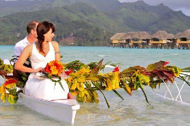 Traditional Tahitian Ceremonies Guests who choose to get married in their home