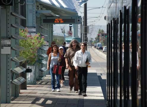 Walking 60% of light rail passengers access light rail by