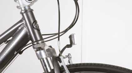 Remember Correct pedal and crank Correct tightening rotation Do not cross-thread Always keep pedals tight Check and