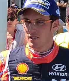 The Belgian overtakes four-time World Champion, Sébastien Ogier, and Spaniard Dani Sordo. After a troubled start to the year, Thierry Neuville has finally made it to the winner s podium.