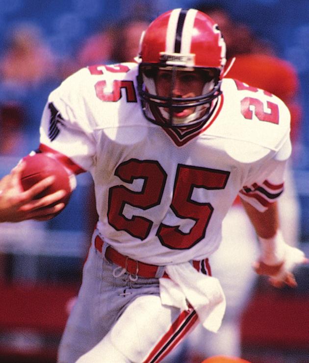 The 1990 season marked Atlanta s 25th anniversary season in the NFL, and the team wore a commemorative patch on their left shoulder.