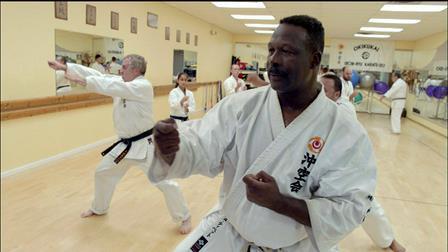 Instructors Sensei Andre Tippett, Renshi/6 th Dan Okinawa Shohei/Uechi Ryu 沖空会沖縄空手道協会 Sensei Andre Tippett has been involved with Okinawan karate for over 30 years.