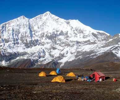 Makalu; Kangchenjunga West 8505m; Kangchenjunga Central 8482m; Kangchenjunga South 8494m; Kangbachen 7903. http://nepalexpeditions.biz/nepaltrekking/kanchenjungha-base-camptrekking/ Max.