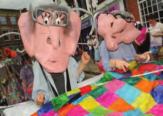 11am - Market Square and Kingsbury see route map on reverse Roald Dahl Parade The streets of Aylesbury will be brought to life with a colourful parade of artwork, carnival, music, dance and costumes.