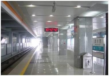 Safety for the rail services for more than 150 years 2008 Automatic train control with WLAN technology 2006 2004 2001 1996 1982 2008 2012 2011 The L10 Olympic Line was commissioned in Beijing both in