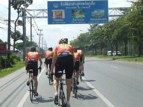 14th day, final stage and end of an exciting tour 10th stage, Khao Lak Phuket island = 90 km (56 miles), rolling / flat We ride to today s finishing point on the main road towards Phuket.