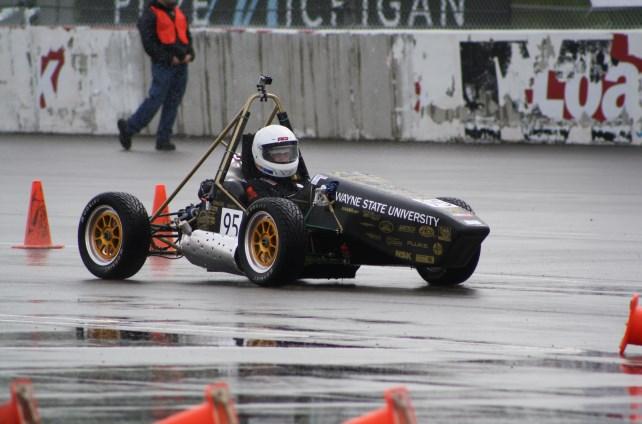 Skid-Pad (75 points) - This event tests the effectiveness of the competition car s cornering abilities on a flat surface while executing