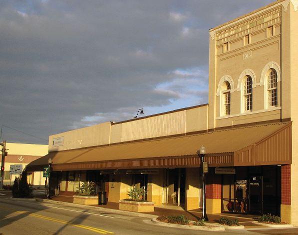 Exmore should not allow setback buildings in the heart of downtown.