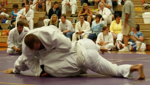 AAU JUDO AND FREESTYLE JUDO The Amateur Athletic Union of the United States includes judo as one of its many sports and pioneered freestyle judo.