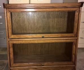 #48 Wood display or book case with glass front flipper