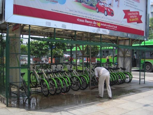 Intended to improve last-mile connectivity for BRT passengers, the system offers a total fleet 80 cycles. Planet Bikes is operated by Planet Advertising Private Limited.