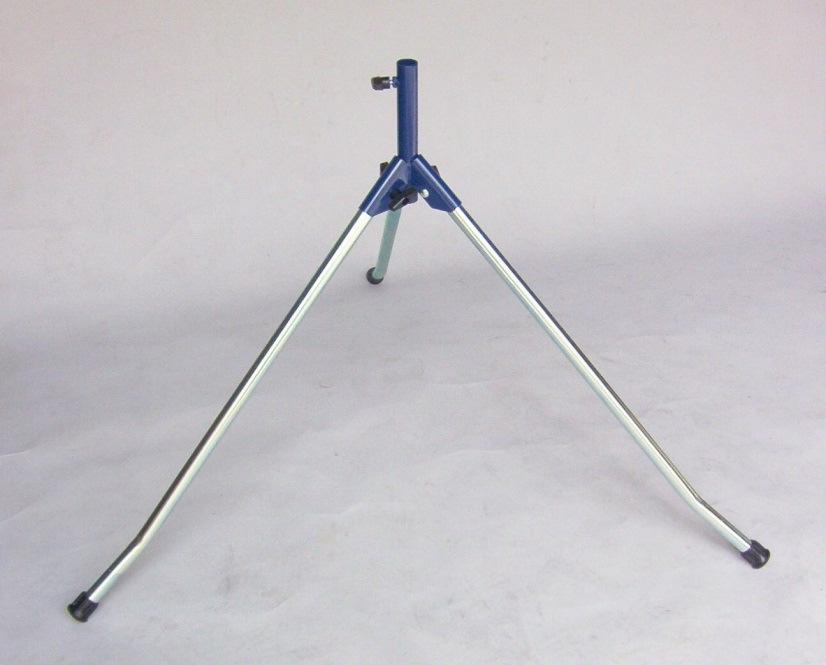Each leg has a 10-degree angle bend 6 inches from one end (as shown). For Baseball Install the rubber legs tips on the long side of the bend as shown (right).