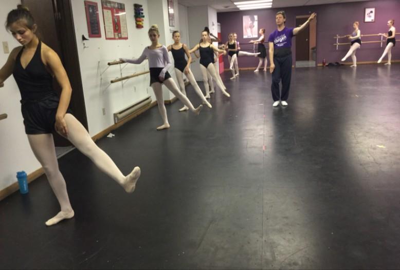 THE ROYAL ACADEMY OF DANCE (RAD) PROGRAMME The RAD ballet programme Introduces students not only to skills in classical dance & foundations of classical