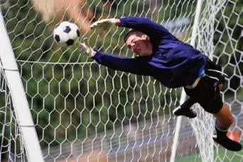 Senior Goalkeeping Licence The Senior Goalkeeping Licence has been structured to provide candidates with the knowledge and competency to organise coaching sessions, coach goalkeepers at the senior