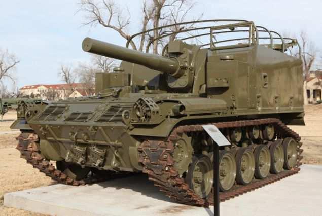 NJ (USA) US Army Artillery Museum, January 2011 M44