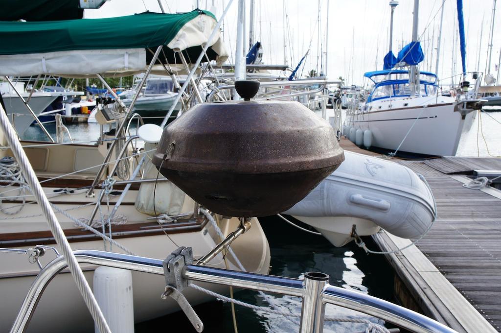 21 Equipment BBQ - Before lighting your BBQ ensure your dinghy is tied upwind on the bow of your boat - Never use the BBQ while sailing or on dock - Never change propane tanks while using the BBQ -
