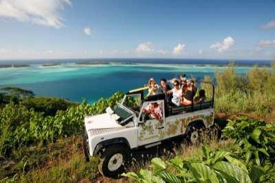 LAND ACTIVITIES Over and above its legendary lagoon, Bora Bora has a rich natural diversity that can only be discovered by land.