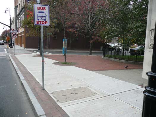 Appendix 2: Bus Stop Site and Visual Assessment Location: Main and Hampden Streets Direction: SB Routes: G1, G2, G3, G5, G8, B6, B7, B13, B17/15 Sidewalk width: 35 (approx.