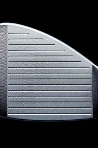 The short iron, in particular, excels at targeting the right line and lets you easily control height and spin.