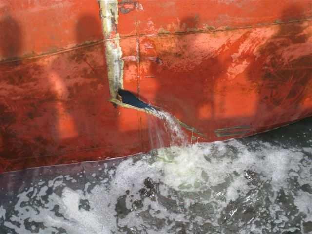 Figure 8: The damage to SKULD s port side Source: Svitzer. At the time of the collision, the fuel oil tanks contained approximately 25 m3 of diesel oil.