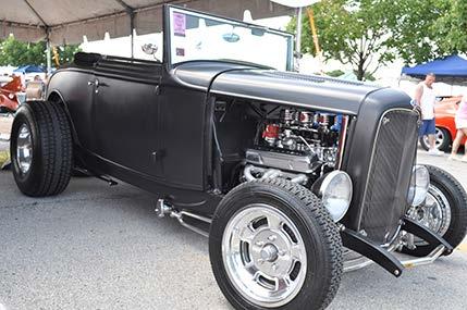 This 32 Ford Roadster is