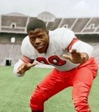 BILL WILLIS LEGENDARY ALL-AMERICAN Considered one of the all-time great athletes ever to play for Ohio State, Bill Willis was a three-year starter for the Buckeyes between 1942 and 1944, playing both