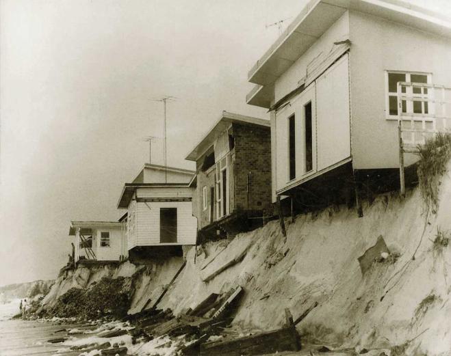 Figure 4.0 Structural damage caused by cyclonic activity - Mermaid 1967 (Source: GCCC, 2005) 2.