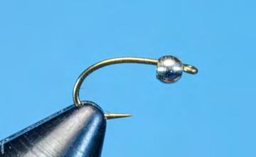 8 mm) Thread: Black, 8/0 (70 denier) Ribbing: X-Fine silver wire Body: