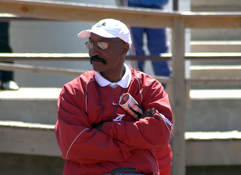 SPEAKERS HARVEY GLANCE UNIVERSITY OF ALABAMA Sprints and Relays Head coach at University of Alabama from 1997 2011, establishing the Crimson Tide as one of the best college teams in the NCAA.