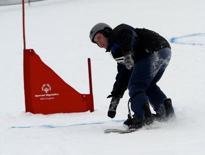 Bibs must be worn on the hill at all times throughout the games, even if the athlete is not competing at that time. 4. Snowboards must be equipped with a board leash.