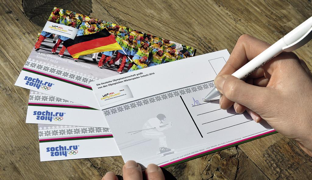 Sending greetings home: the greeting cards from the German Olympic team were very popular among visitors. Greeting.