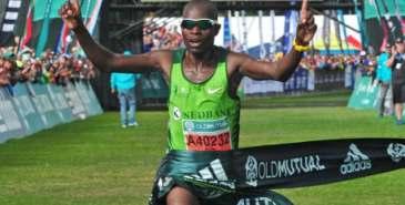 CURRICULUM VITAE: Mike Fokoroni SURNAME: Fokoroni FIRST NAMES: Mike COUNTRY: Zimbabwe DATE OF BIRTH: 1977/01/10 Personal Bests 10 km Road 29:41 Mamelodi (RSA) 05.04.