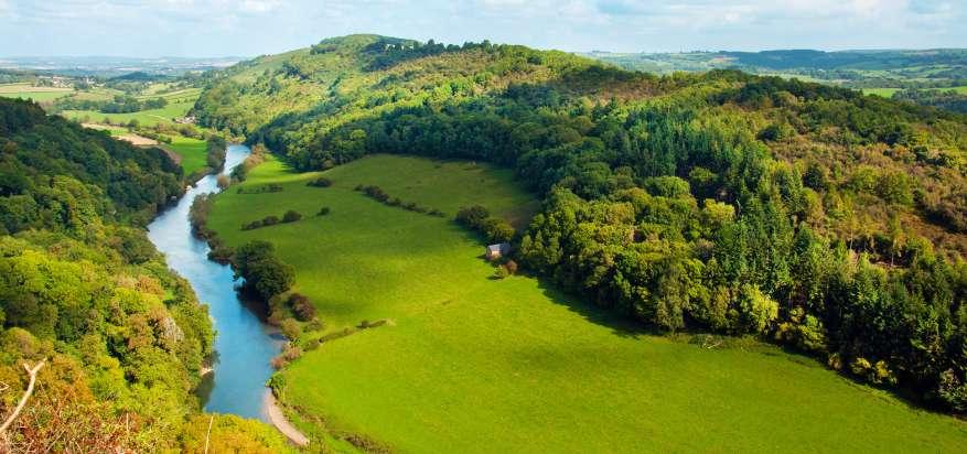 Wye Valley NEW South Coast 11/12 August 2018 25/26 August 2018 BANK HOLIDAY WEEKEND Take on the dramatic landscape straddling the England & Wales border - an