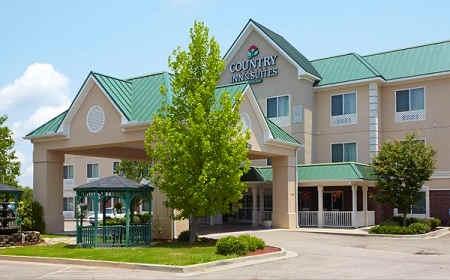 Staying within walking distance of the Augusta National Golf Club, you are also within easy reach of the many restaurants in the area!