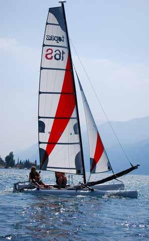 00m CREW 1-4 TRAPEZE Optional extra LIFTING RUDDER Safe and simple system FURLING JIB SEALED MAST TRILAM CONSTRUCTION The Topaz 16X provides a different kind of sailing experience.