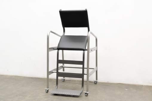 CHAIR ERGO TR S075 01 PATENTED ERGO TR is a new chair concept for public and private spaces, designed to facilitate seating and getting