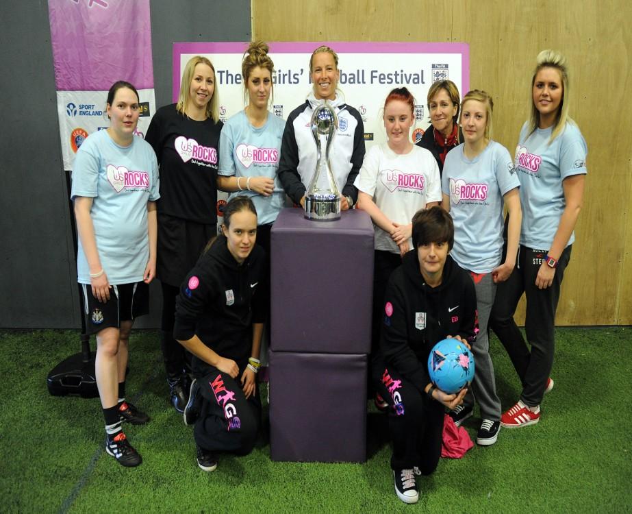 TEAM GB STAR HELPS OUT FOOTBALL FUTURES On Tuesday 30th October 30 young girls from Durham besides helpers from the Football Futures programme attended Us Rocks at Middlesbrough s FC in the community.