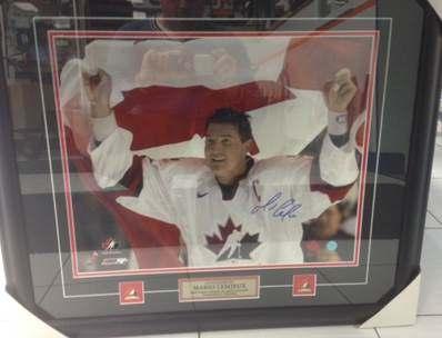 (FF)(11089) MARIO LEMIEUX TEAM CANADA OLYMPIC GOLD MEDAL SIGNED & FRAMED