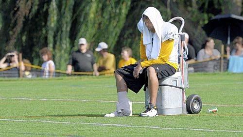 Big Ben's foot injury scary, but not serious http://www.post-gazette.com/pg/09239/993568-66.