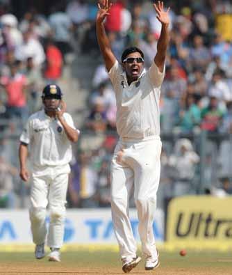 ASHWIN FIVE WICKETS ON TEST DEBUT AND A