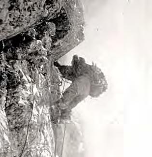 ) gorskih reševalcev. Zimski vzpon po tej smeri je bil osrednji problem v Vzhodnih Alpah med letoma 1964 in 1968, saj so v smeri poskušali tako domači kot tuji alpinisti: Čehi, Nemci in Avstrijci.