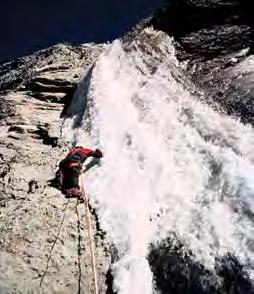 ) Leta 1982 je prišla pod Aconcaguo primorska odprava, ki se je povzpela na goro z vseh treh strani.