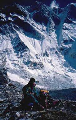 O njegovem podvigu Planinski vestnik poroča:»zadnje aprilske dni se je v svetovnem alpinizmu začelo novo obdobje.