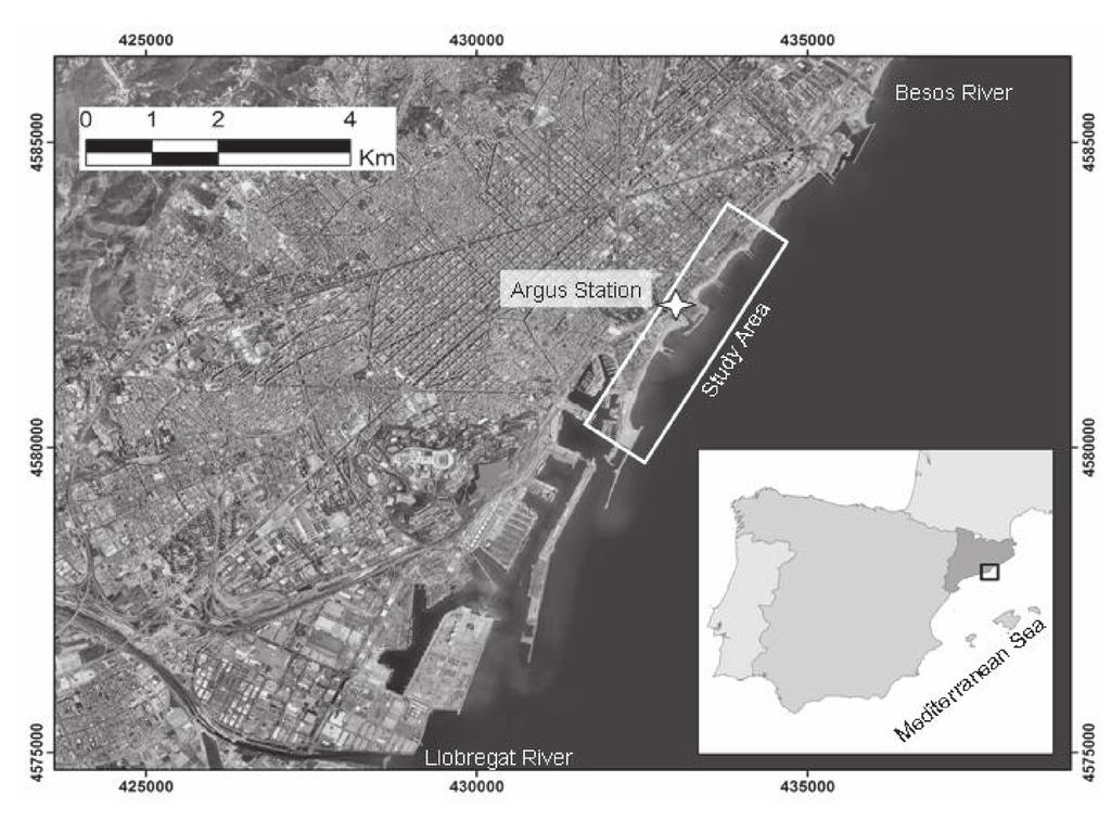 Chapter 2. Shoreline dynamics of embayed beaches Figure 2.3. Study area.